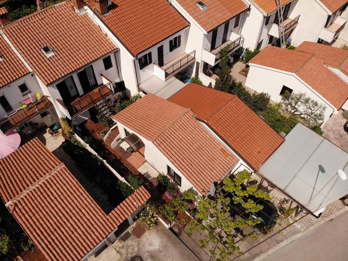 Apartments Porec Beach Area Simo エクステリア 写真